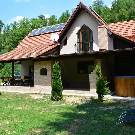 Prázdninový dům Din Padure Finis